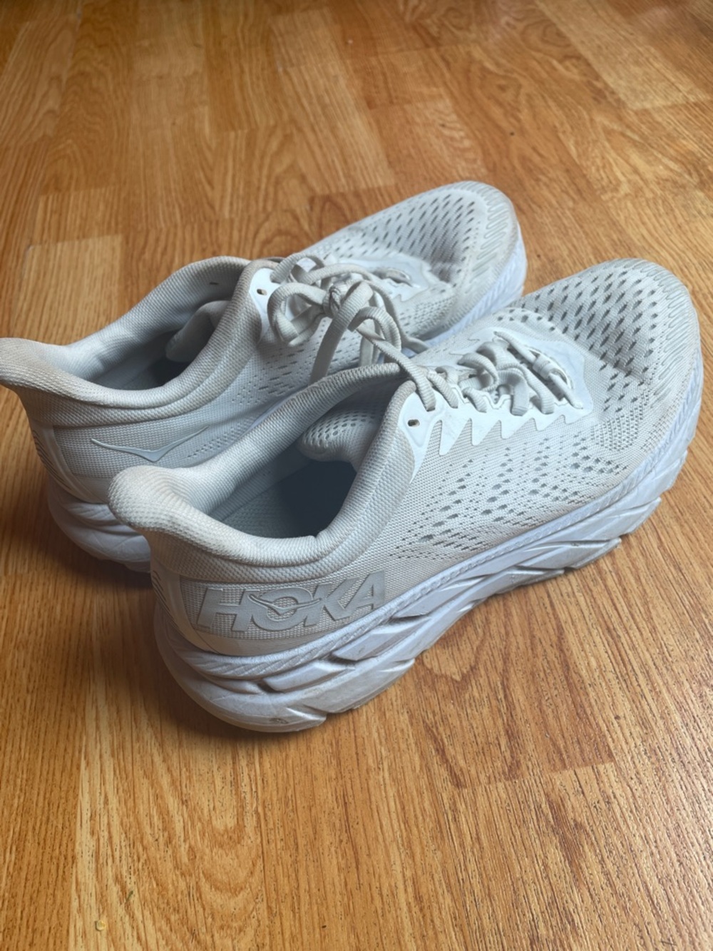 Hoka one one Clifton 7
